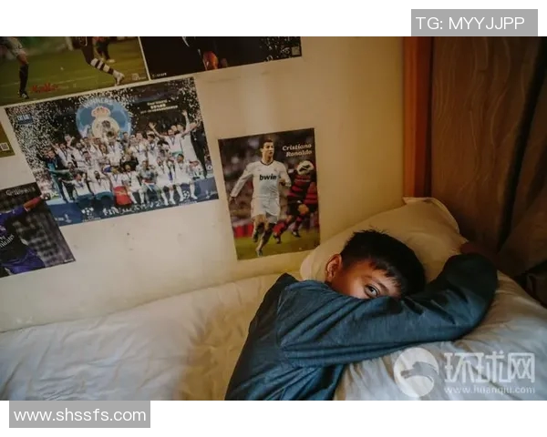 足球球星可爱闺女成长故事引发网友关注温馨瞬间频频登场 足球球星可爱闺女成长故事引发网友关注温馨瞬间频频登场