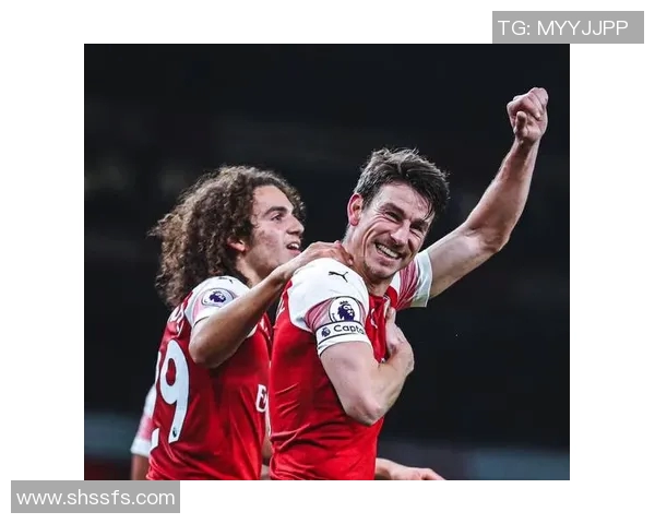 你本命的足球球星是谁揭晓 看看他背后的故事与成就 你本命的足球球星是谁揭晓 看看他背后的故事与成就