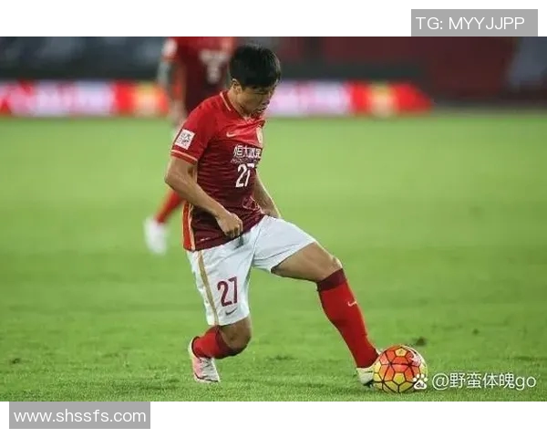 大学生关注足球球星的意义与影响对个人成长和职业发展的启示 大学生关注足球球星的意义与影响对个人成长和职业发展的启示